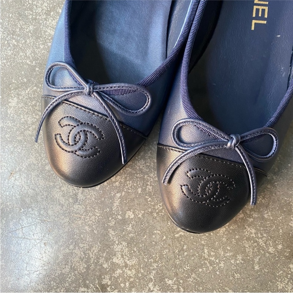 Chanel dark blue flats eu 39